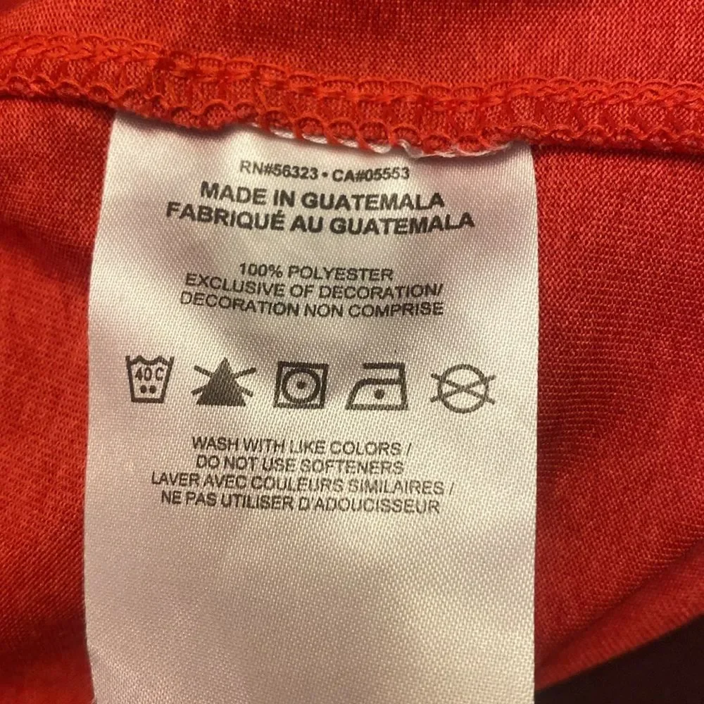 Nike Dri-Fit The Nike Tee Red Size Medium Crewneck Short Sleeve Athletic